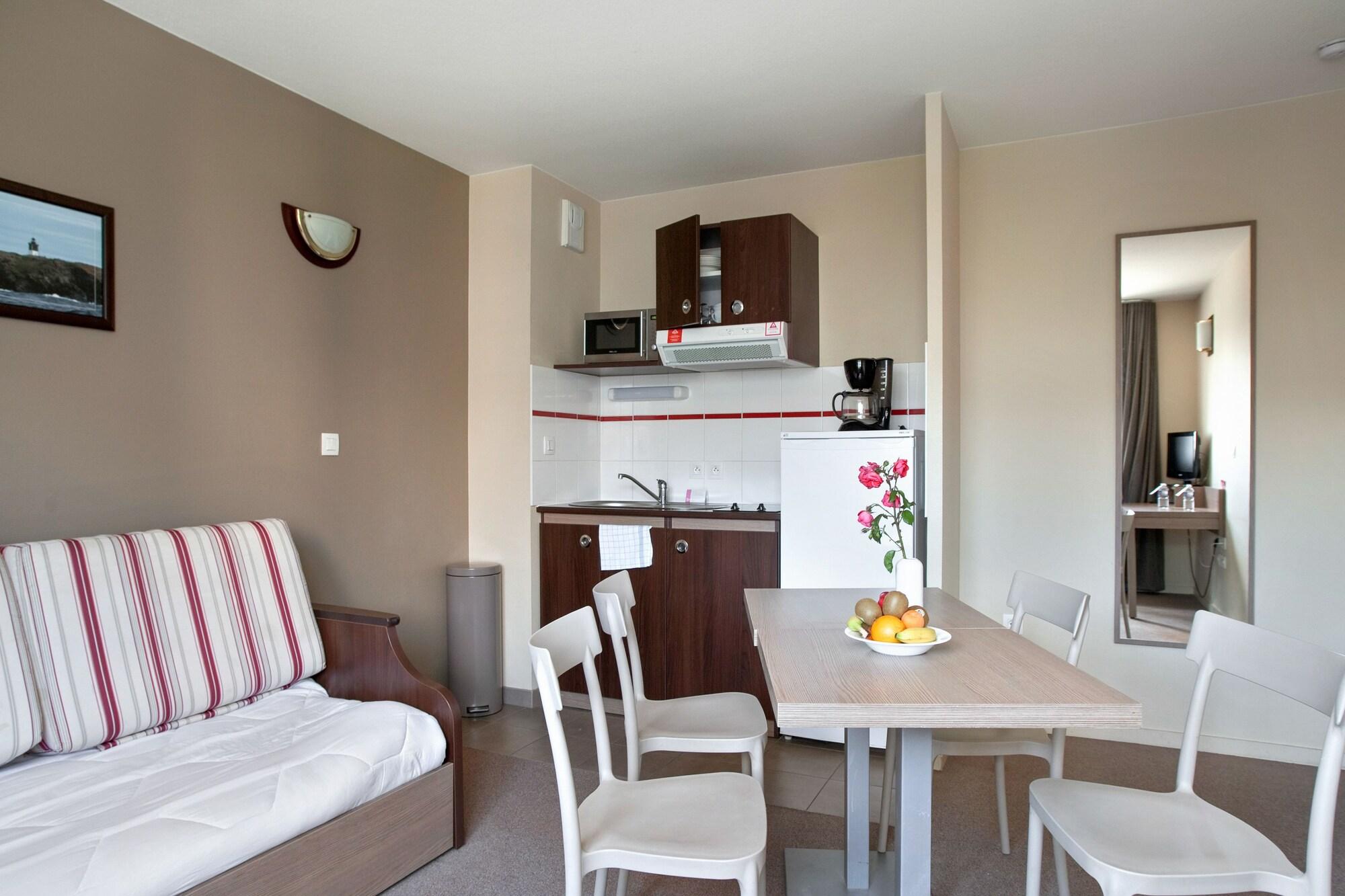 Appart'City Classic La Roche Sur Yon Centre Экстерьер фото