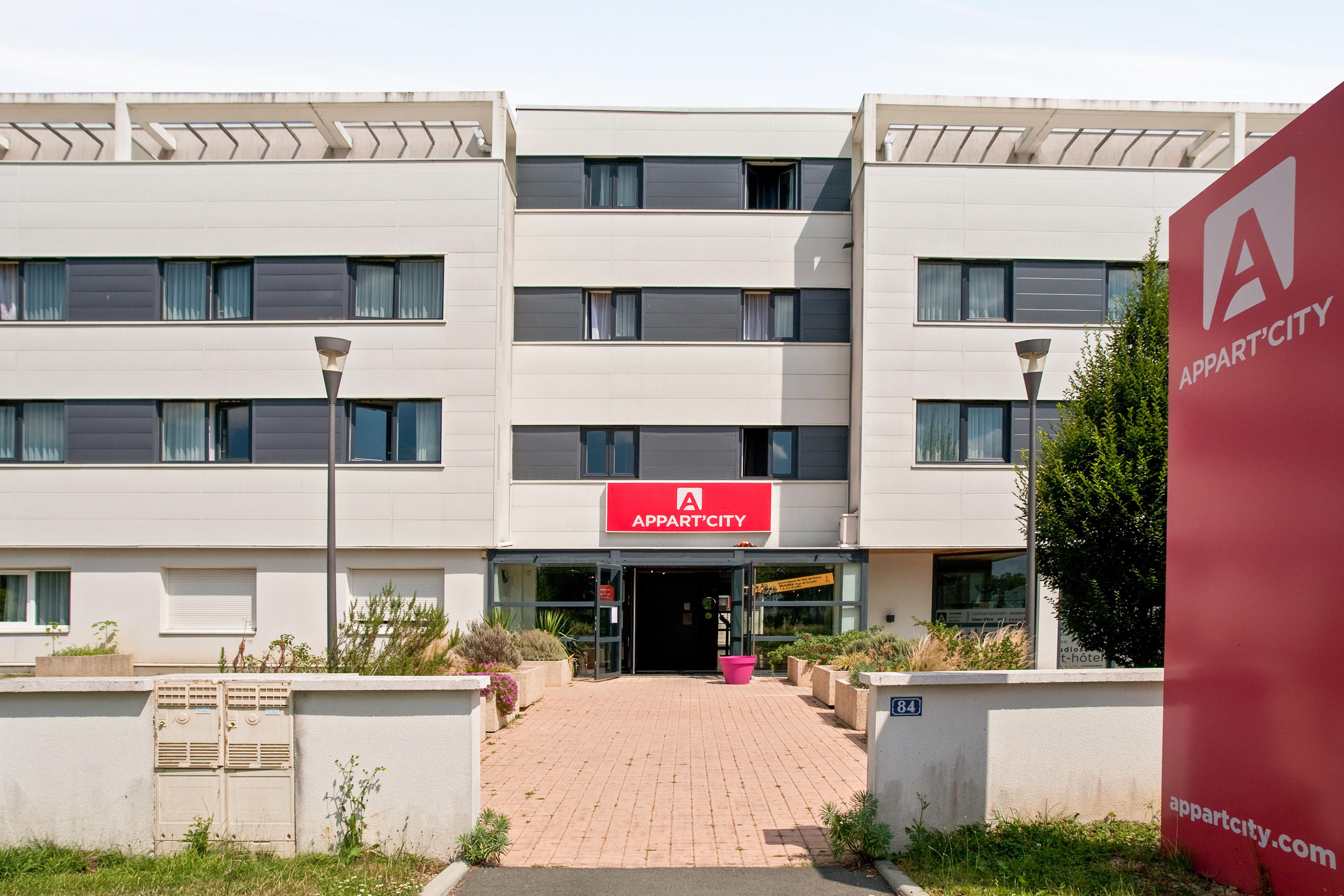 Appart'City Classic La Roche Sur Yon Centre Экстерьер фото