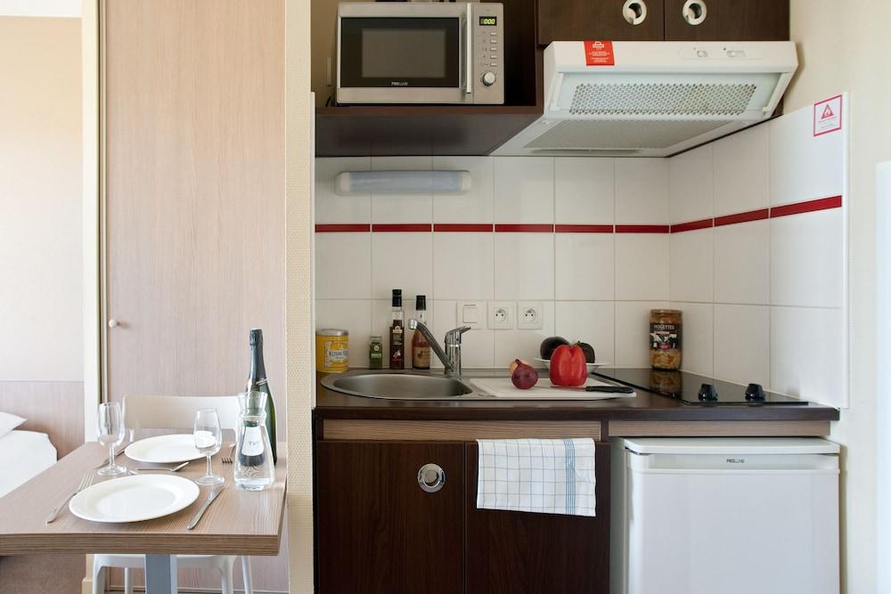Appart'City Classic La Roche Sur Yon Centre Экстерьер фото