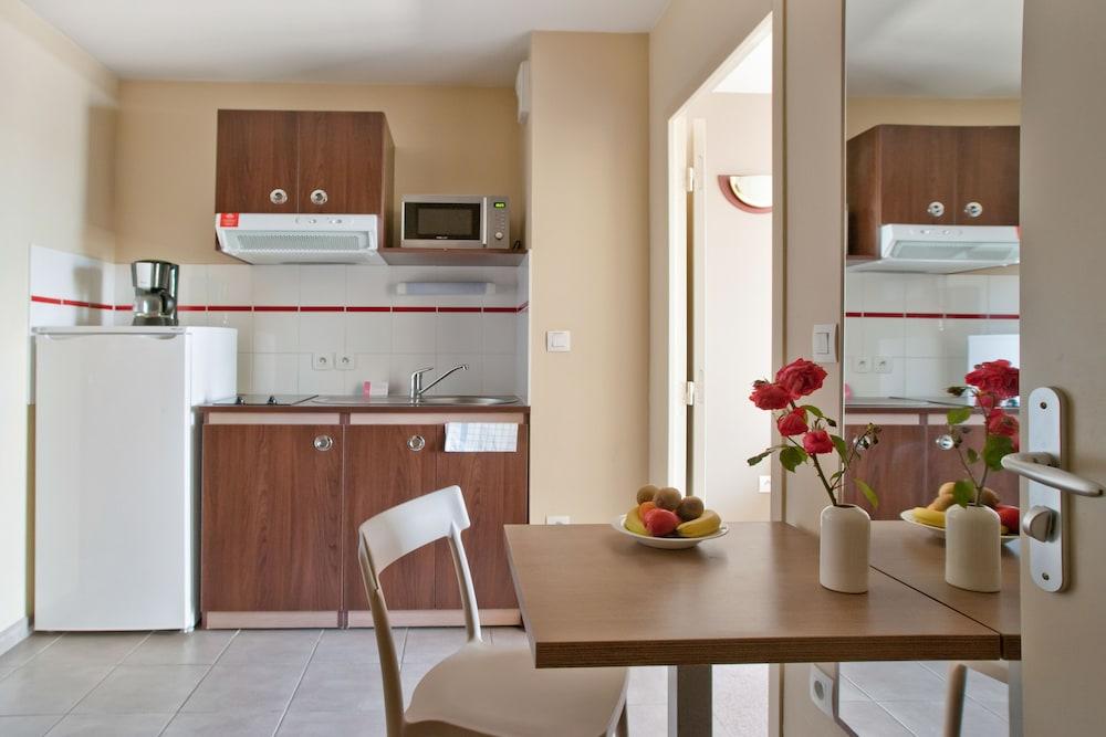 Appart'City Classic La Roche Sur Yon Centre Экстерьер фото