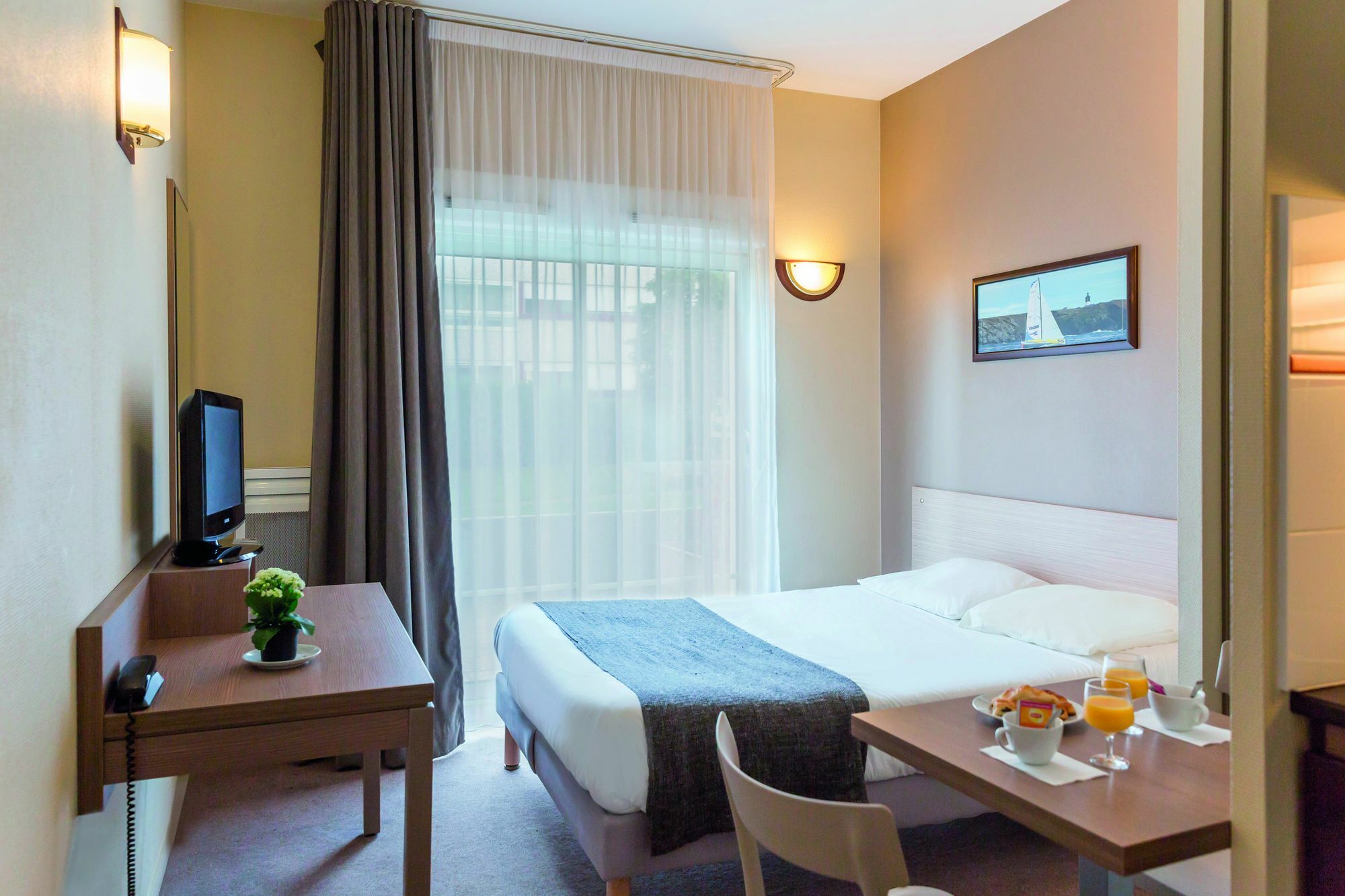 Appart'City Classic La Roche Sur Yon Centre Экстерьер фото