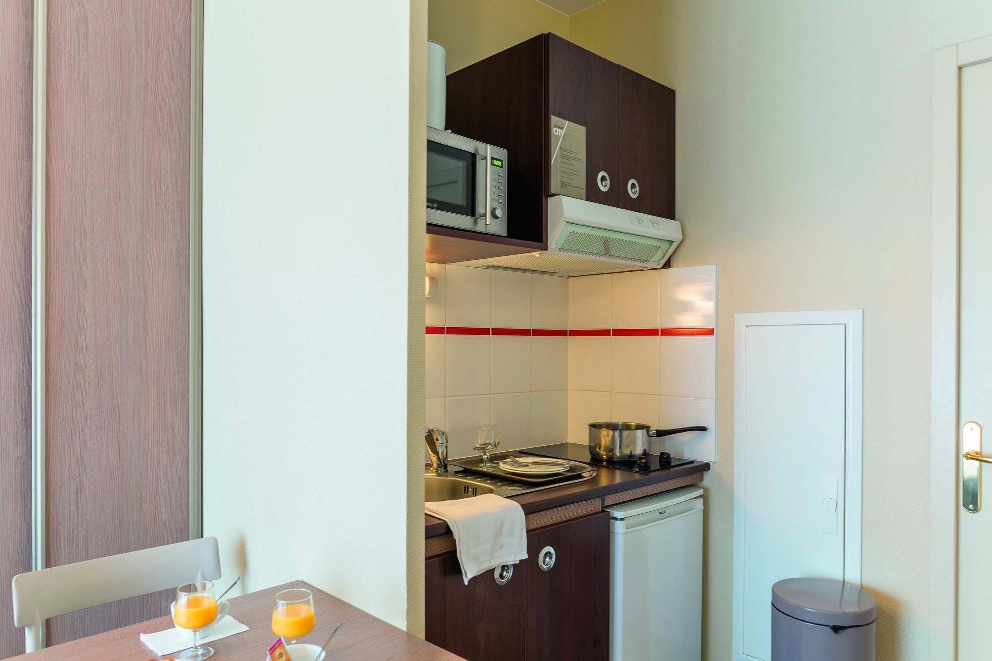 Appart'City Classic La Roche Sur Yon Centre Экстерьер фото